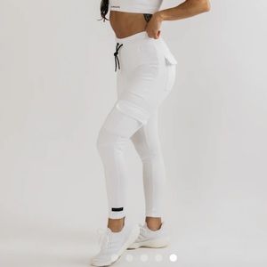 Alphalete Identity Cargo Joggers